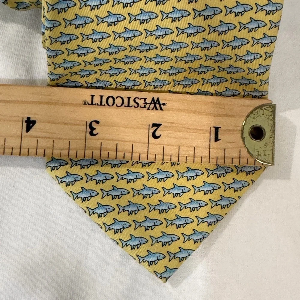 Vineyard Vines Yellow and Blue Shark Pattern All Over Print 100% Silk Tie